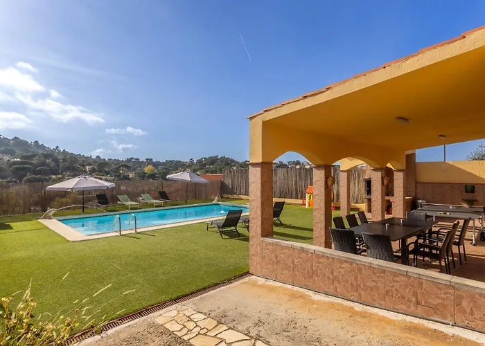 Luz Lloret Con Piscina * יורט דה מאר